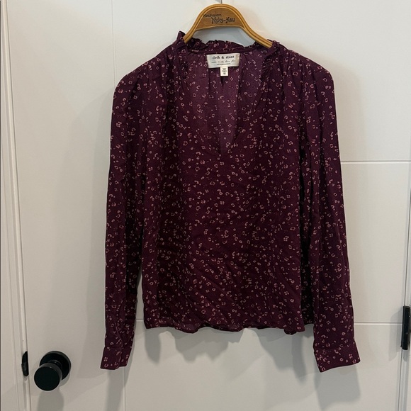 Anthropologie Plum Floral V-Neck Blouse size XS - Picture 2 of 7